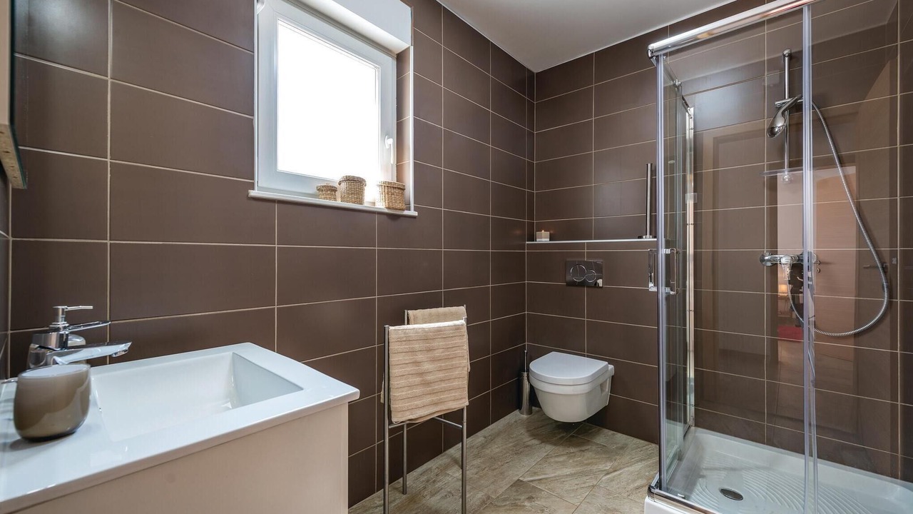 Photo of Bathroom in Karojba