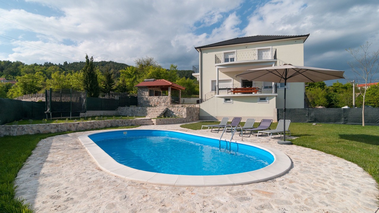 Photo of Outdoor in Sinj