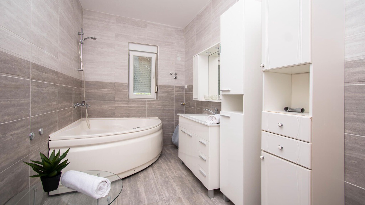Photo of Bathroom in Brodarica