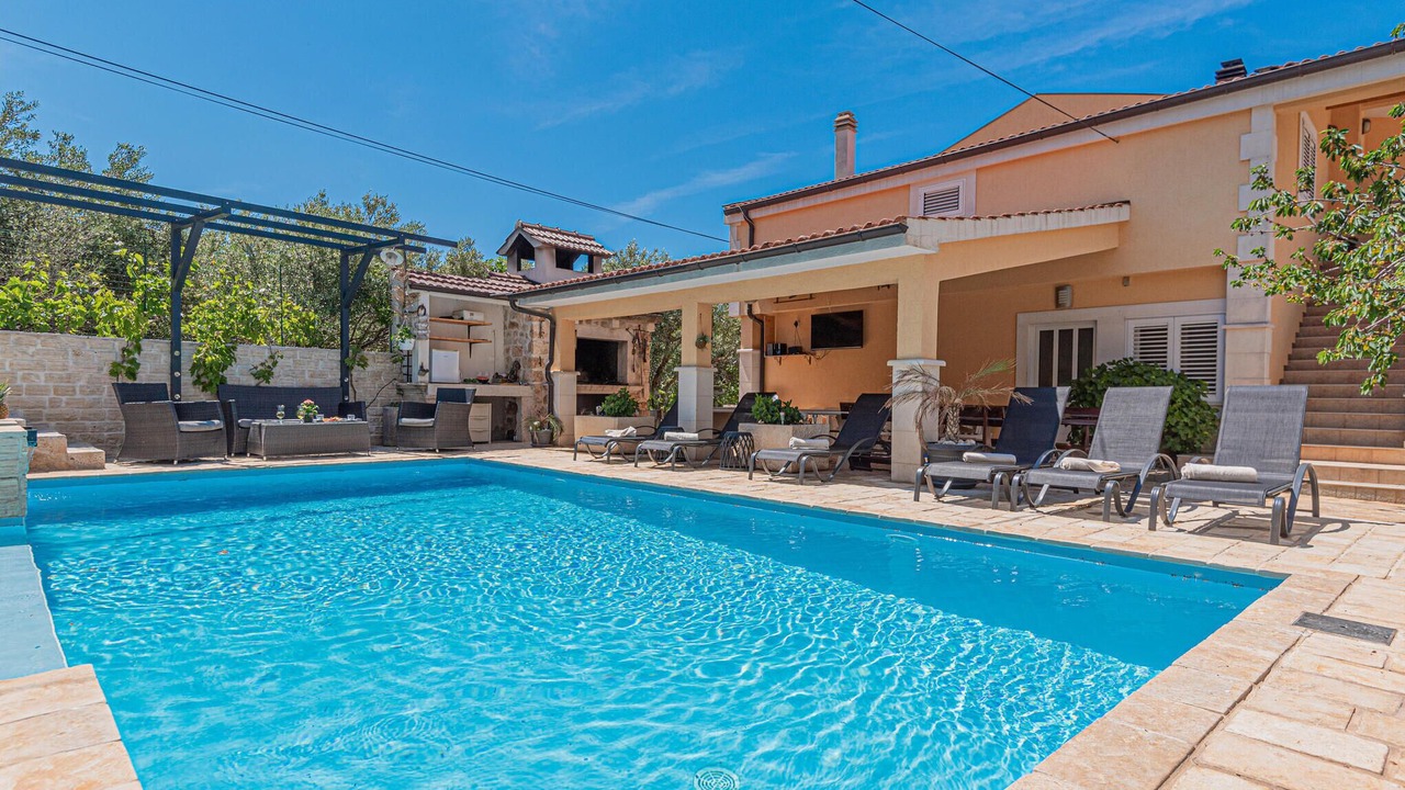Photo of Outdoor in Brodarica