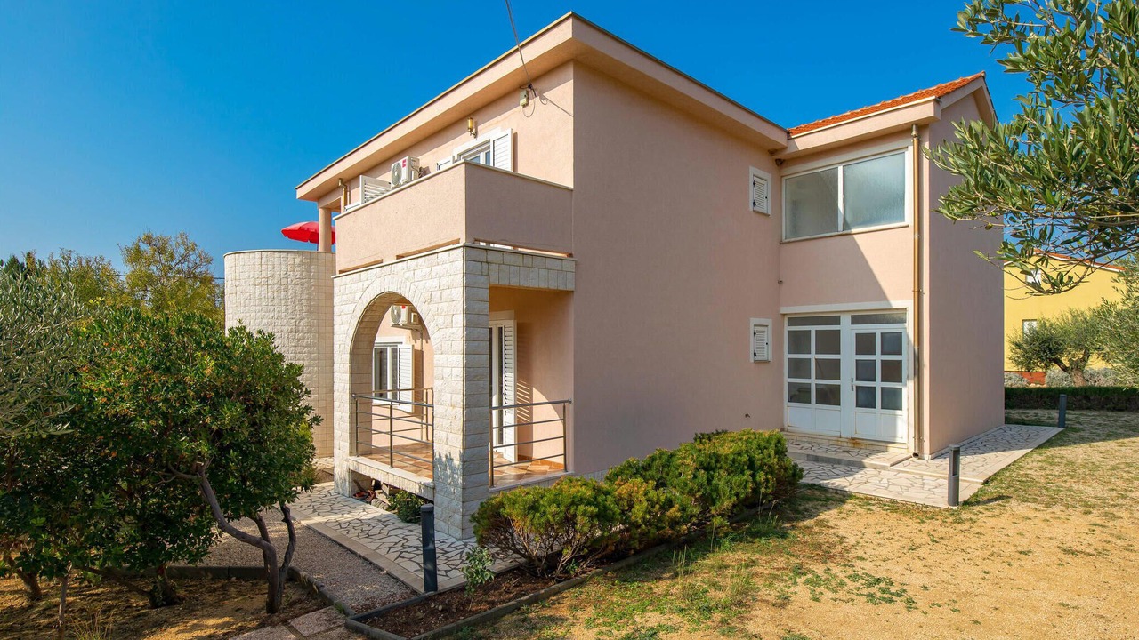 Photo of Outdoor in Barbat na Rabu