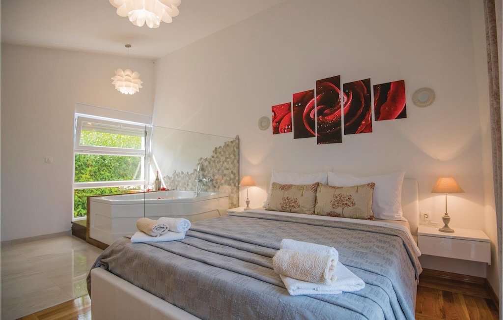 Photo of Bedroom in Grubine
