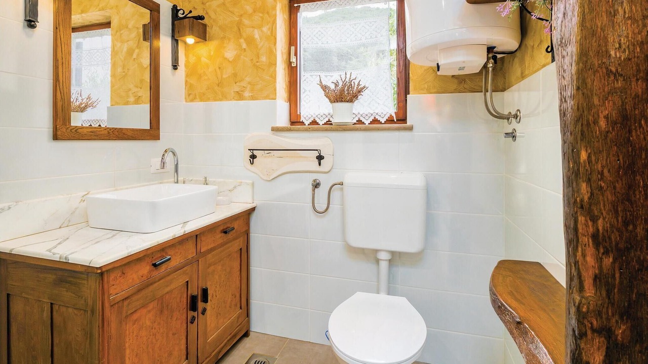 Photo of Bathroom in Porozina