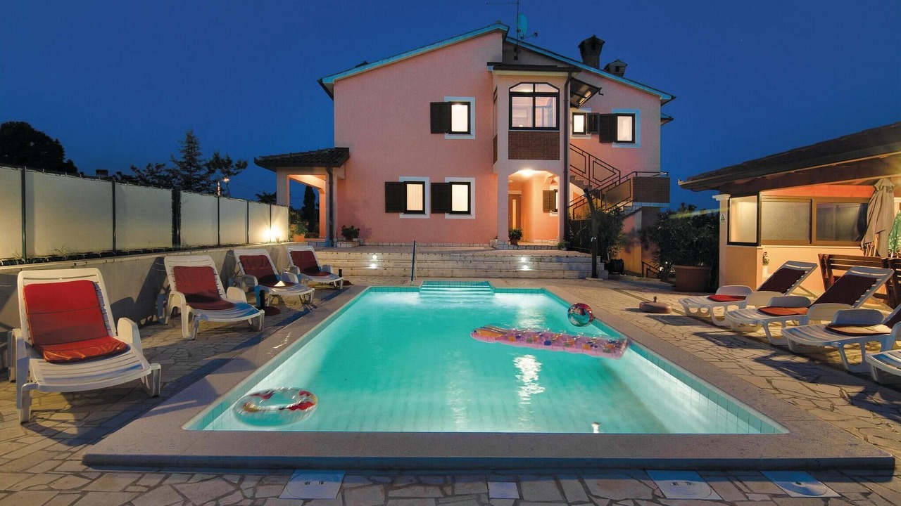Photo of Outdoor in Vinez