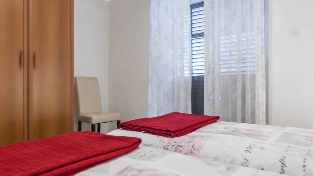 Photo of Bedroom in Tkon