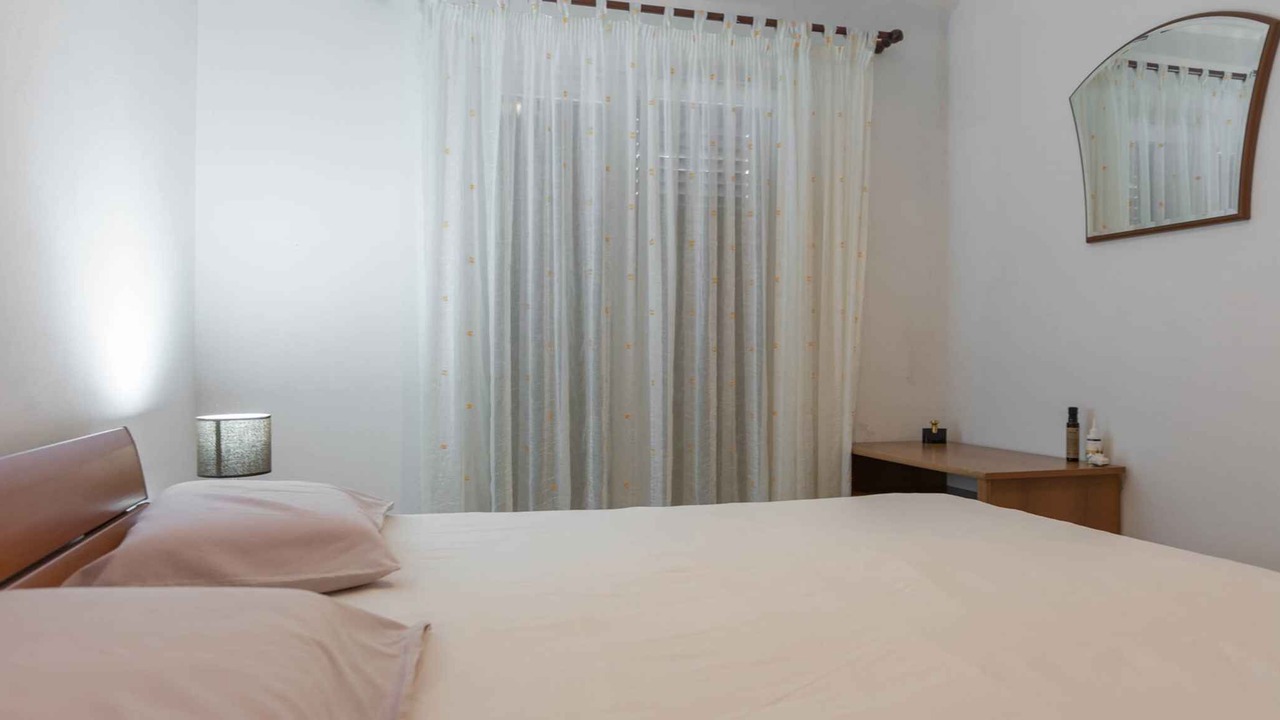 Photo of Bedroom in Tkon