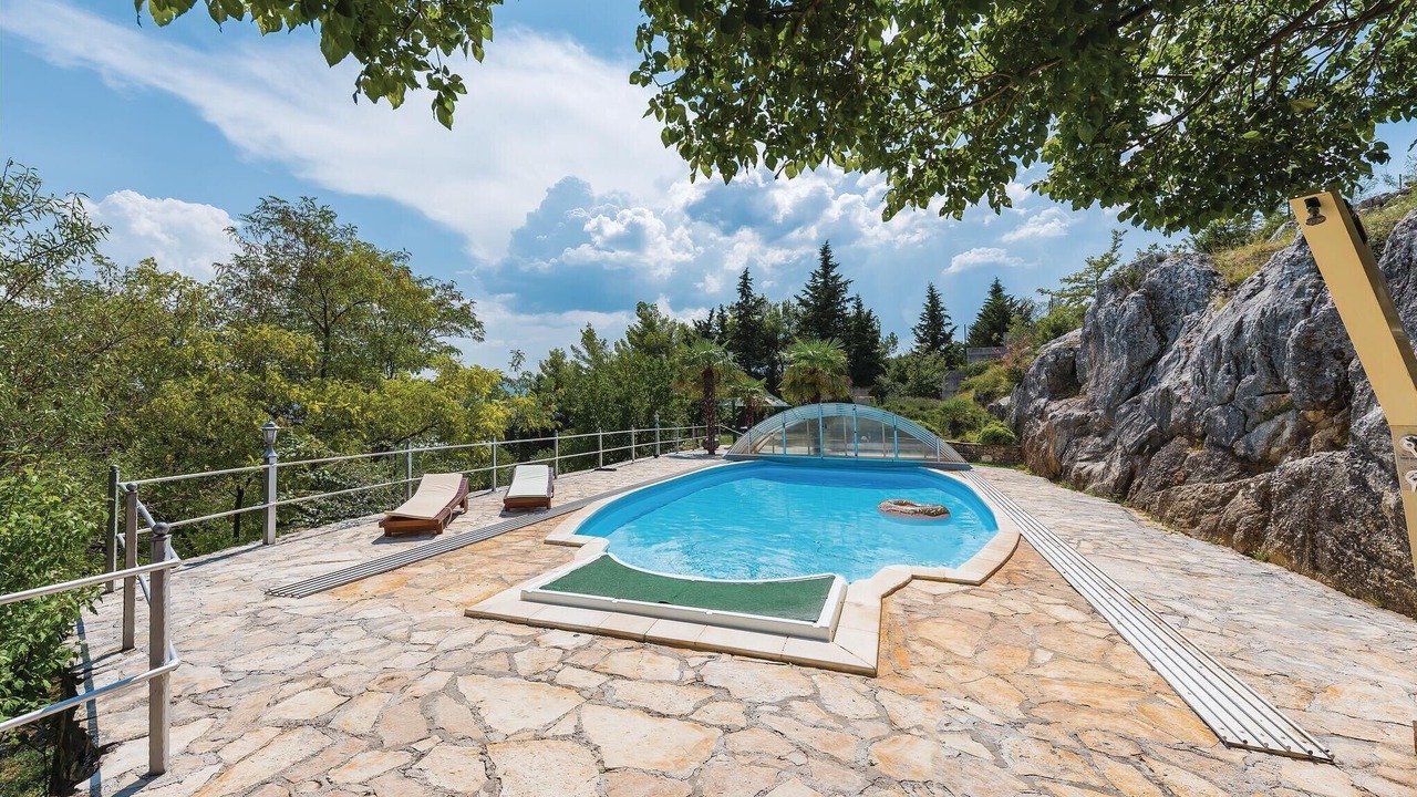 Photo of Outdoor in Siveric