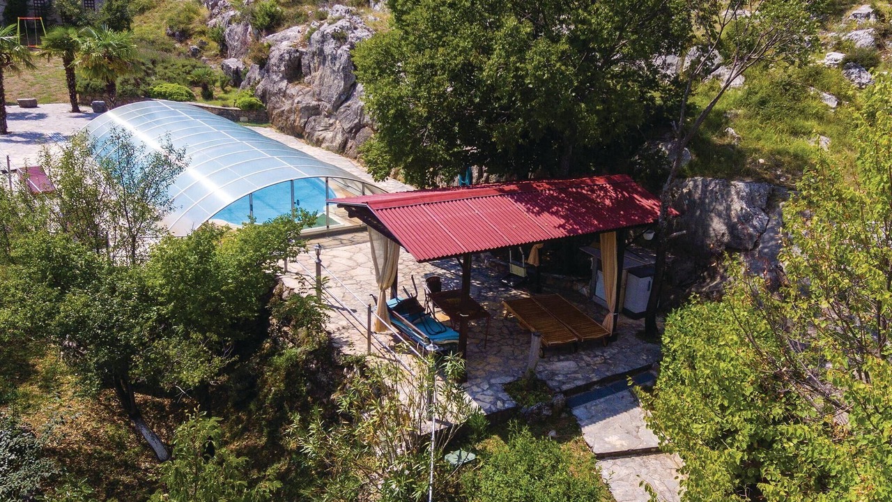 Photo of Outdoor in Siveric