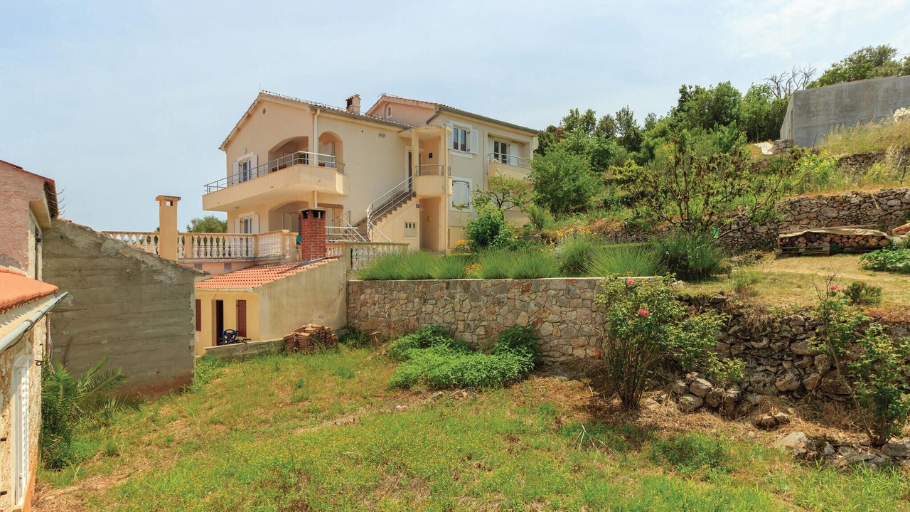 Photo of Outdoor in Komoseva