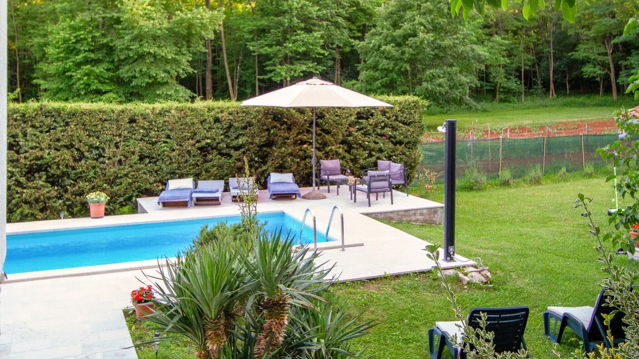 Photo of Outdoor in Gracisce