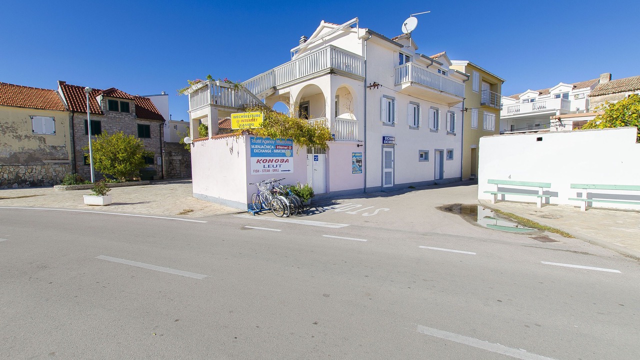 Photo of Outdoor in Jezera