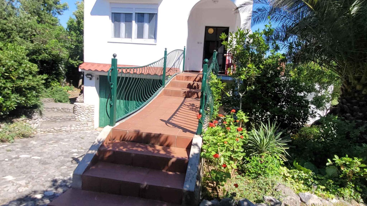 Photo of Outdoor in Seline