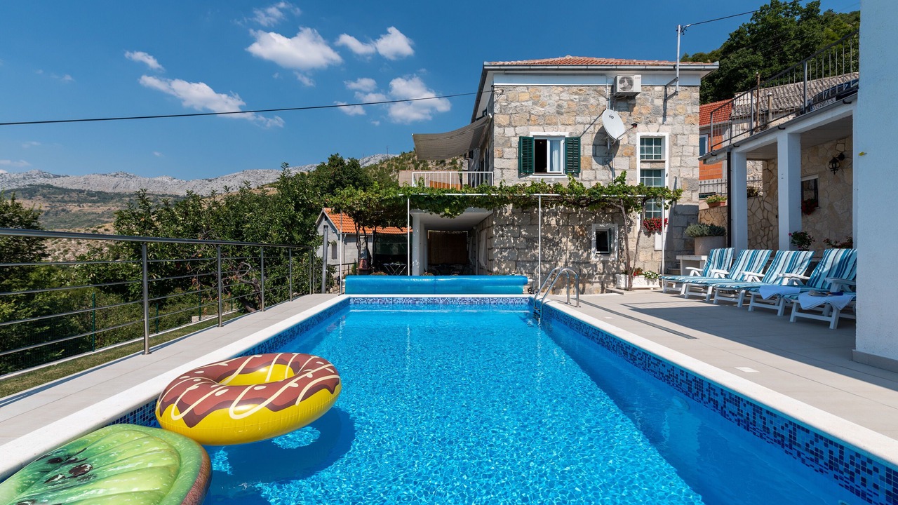 Photo of Outdoor in Donje Sitno