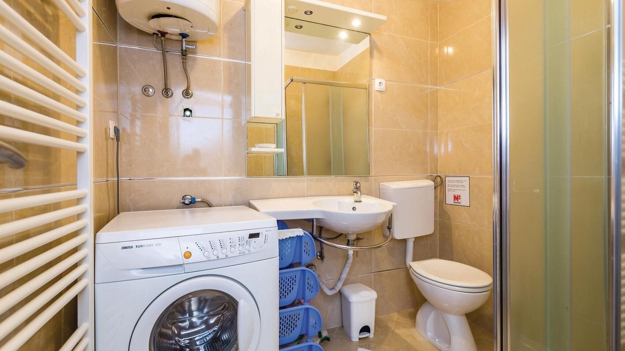 Photo of Bathroom in Opric