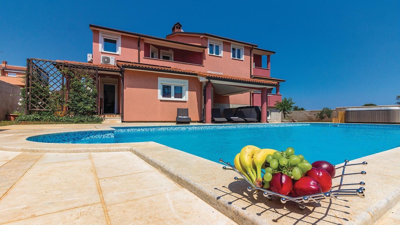 Photo of Outdoor in Pula