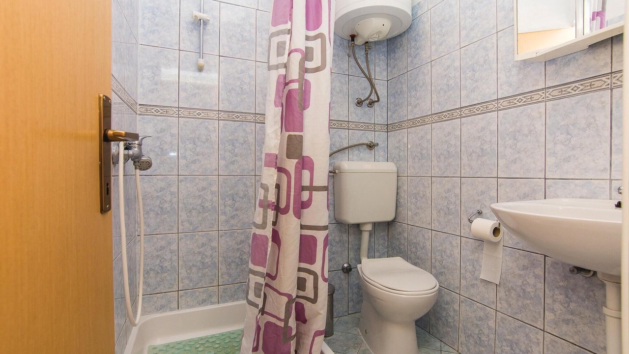 Photo of Bathroom in Pakostane
