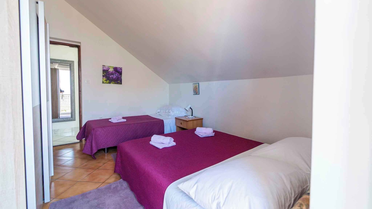 Photo of Bedroom in Petrcane