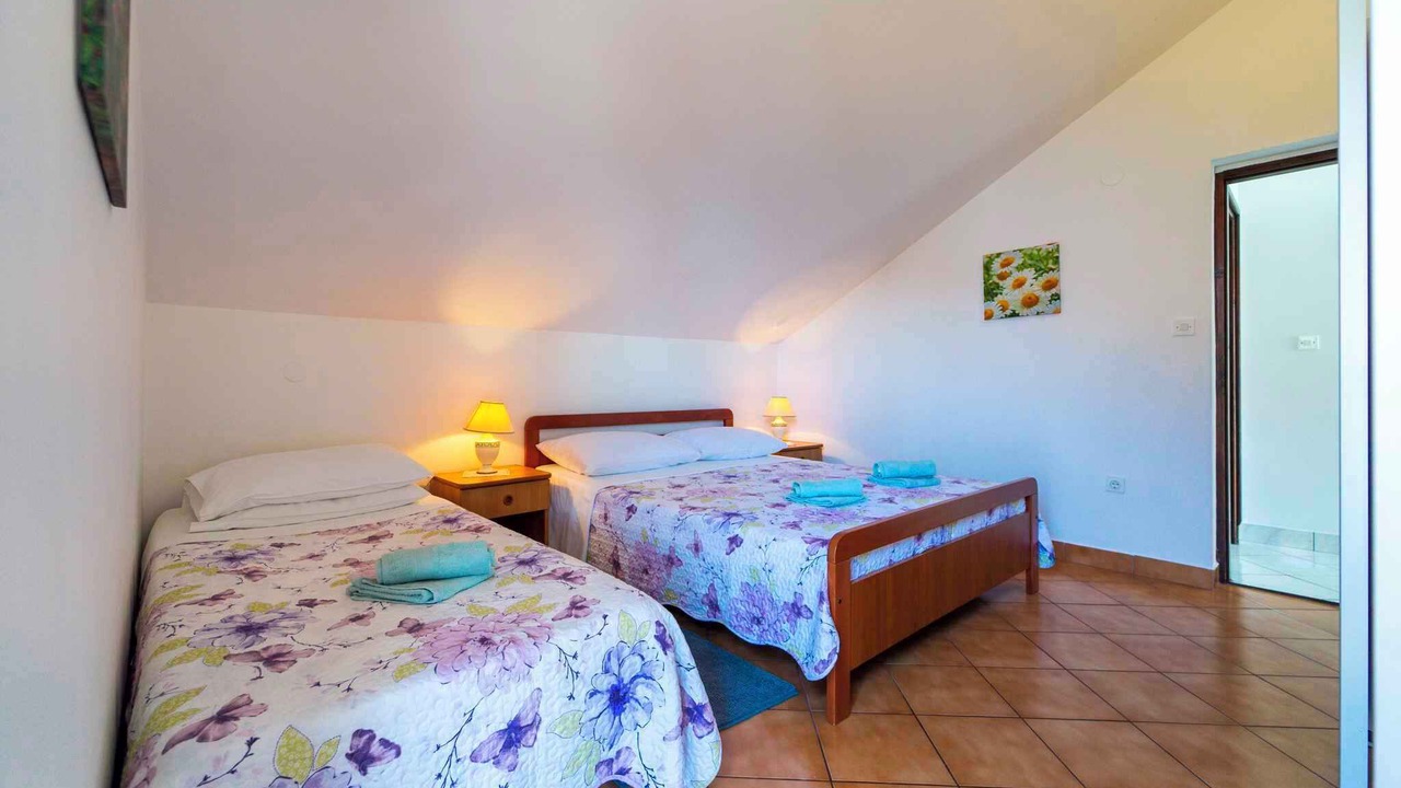 Photo of Bedroom in Petrcane