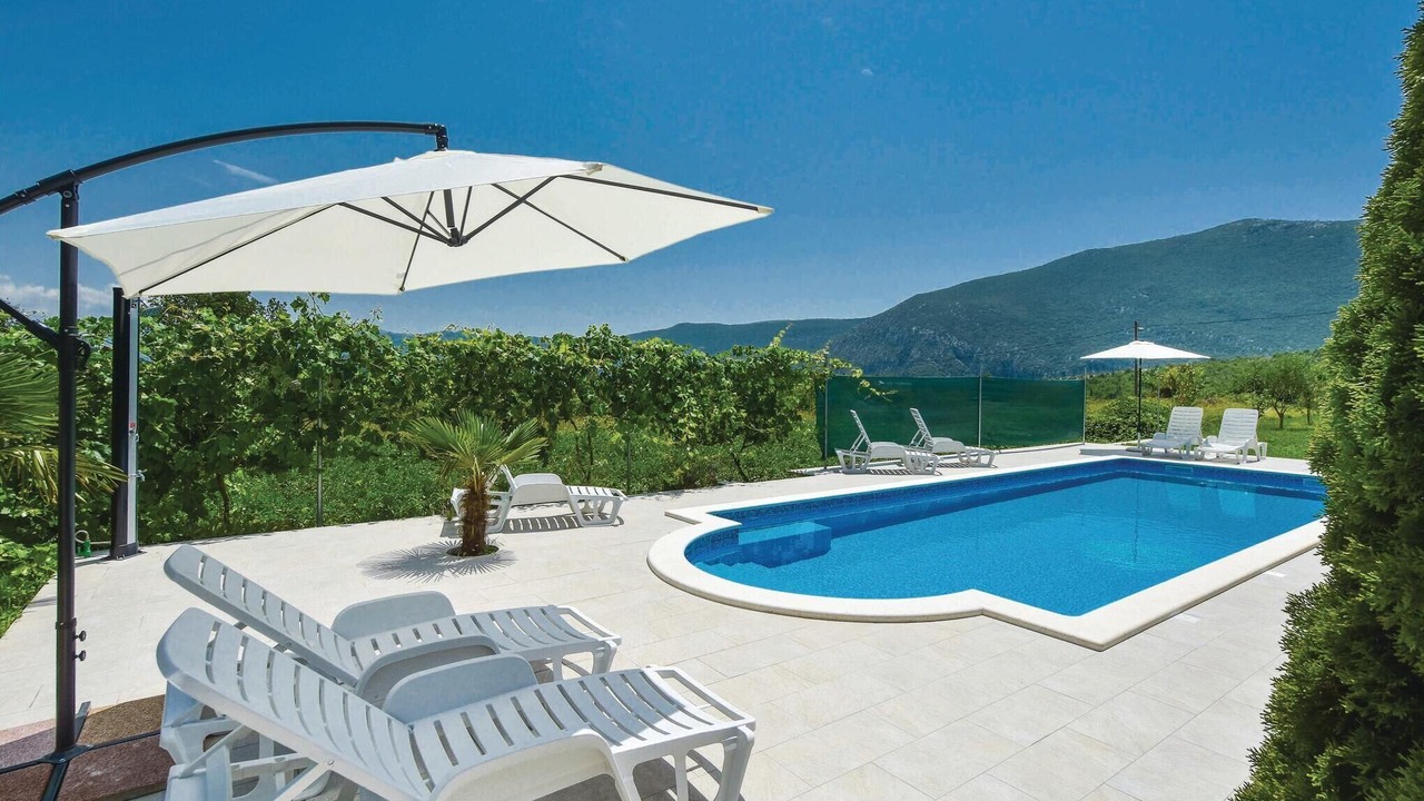 Photo of Outdoor in Ostrvica