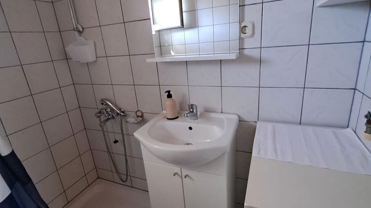 Photo of Bathroom in Zman