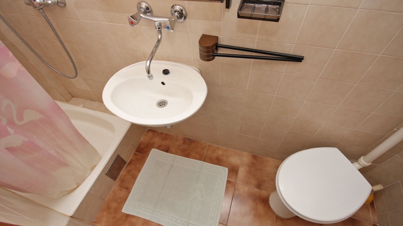 Photo of Bathroom in Tice