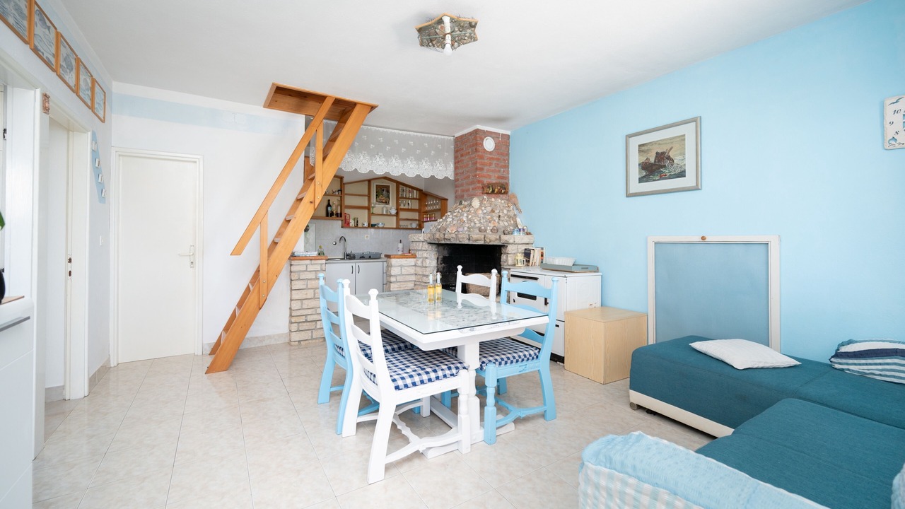 Photo of Livingroom in Tkon