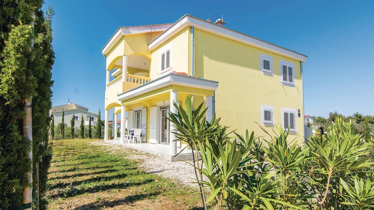 Photo of Outdoor in Pakostane