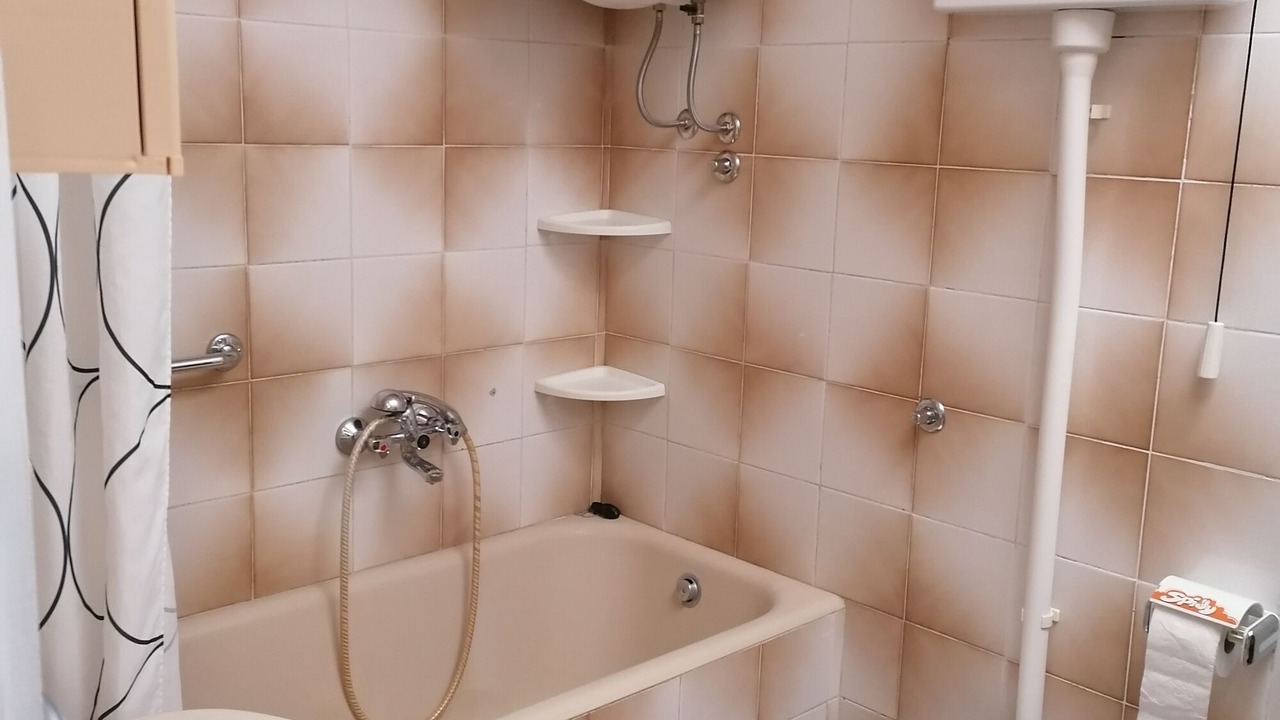 Photo of Bathroom in Brist