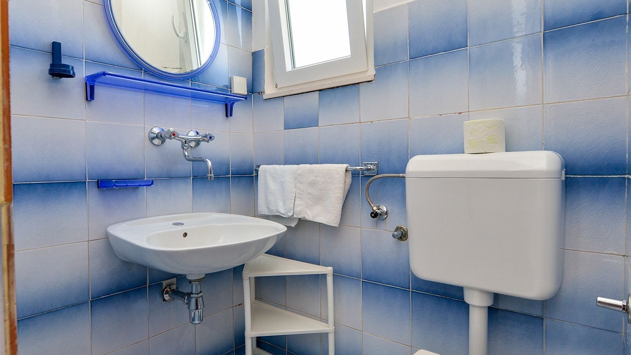 Photo of Bathroom in Kukljica