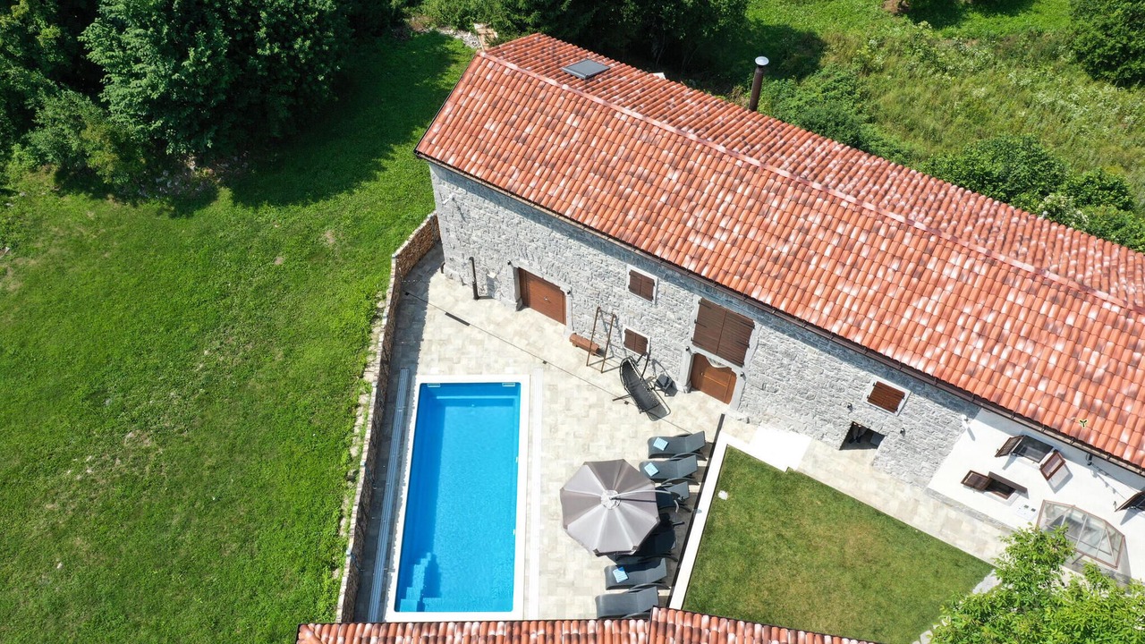 Photo of Outdoor in Vele Mune