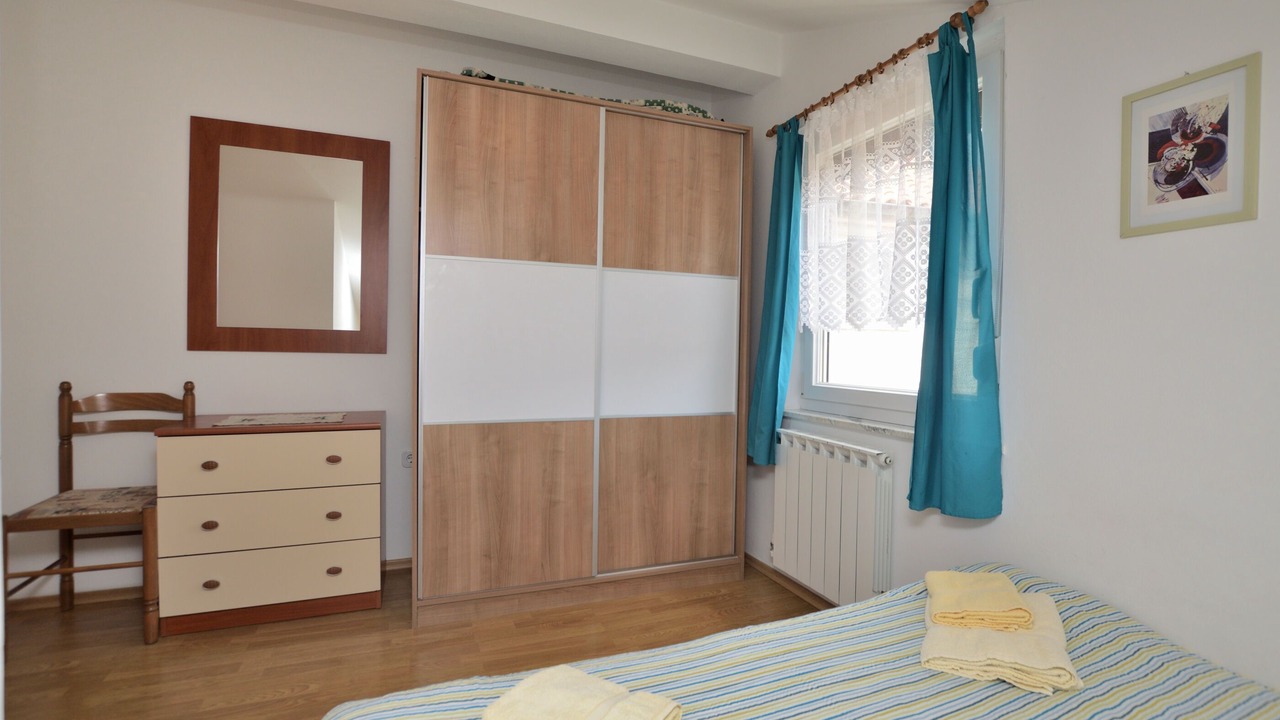 Photo of Bedroom in Cres