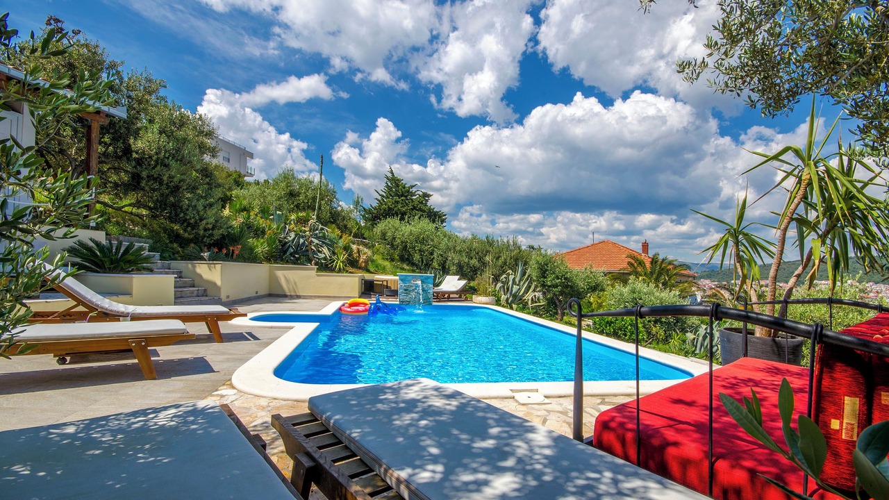 Photo of Outdoor in Okrug Gornji