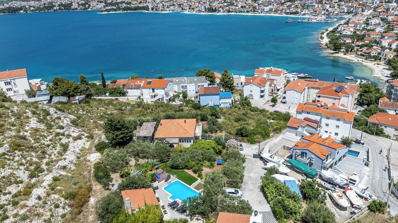 Photo of Outdoor in Okrug Gornji