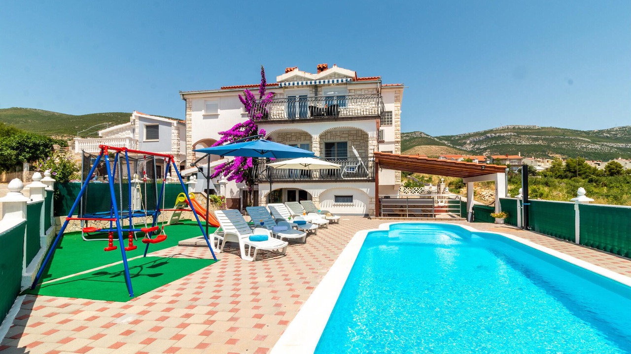 Photo of Outdoor in Rudine