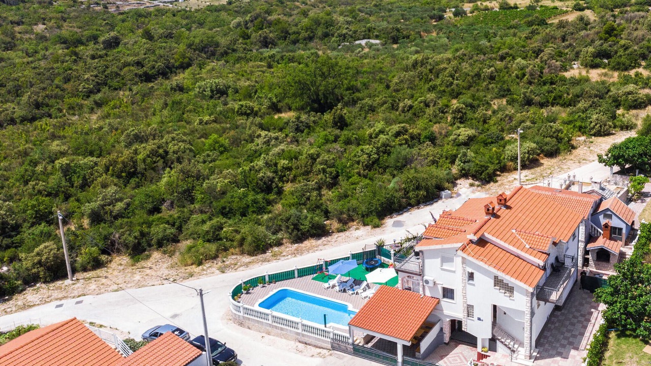 Photo of Outdoor in Rudine