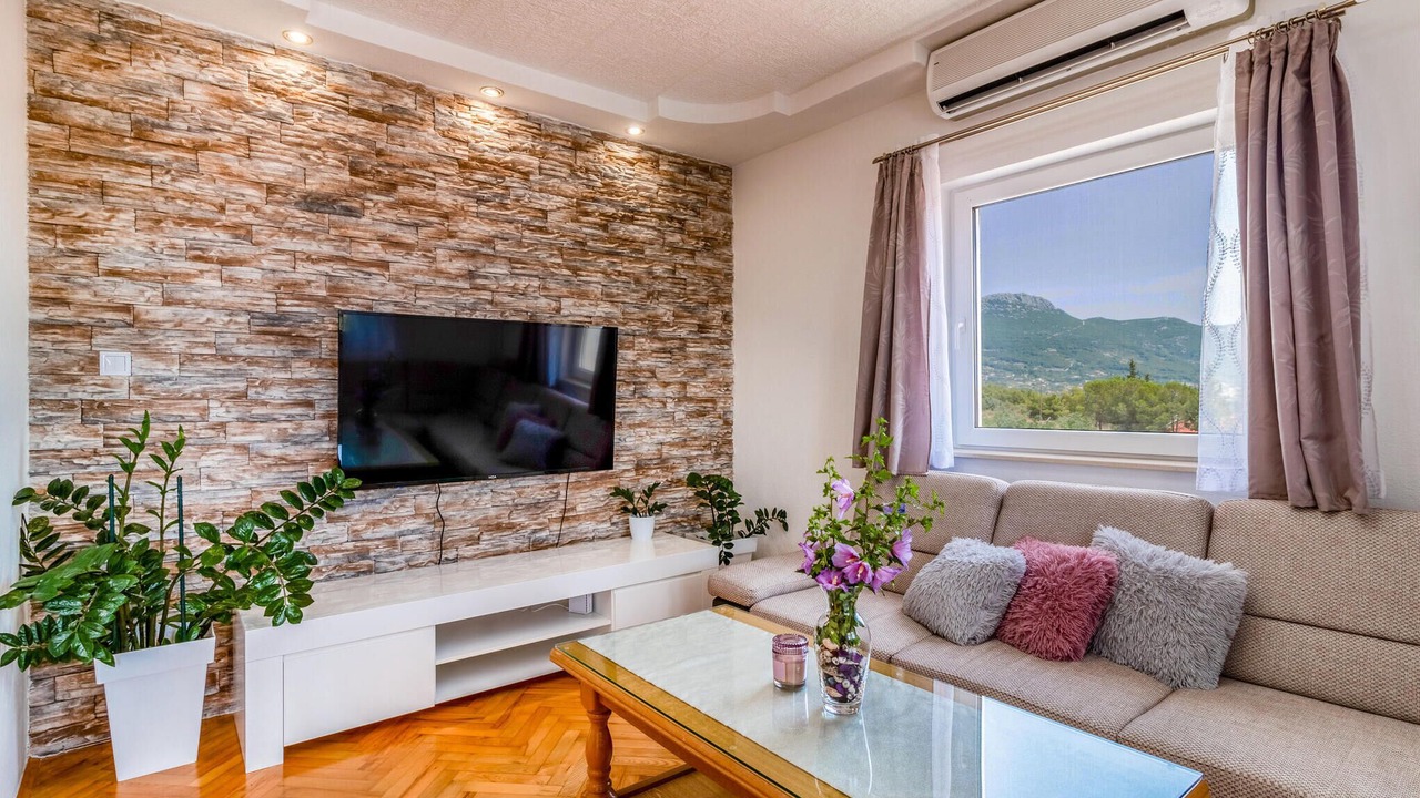Photo of Bedroom in Rudine
