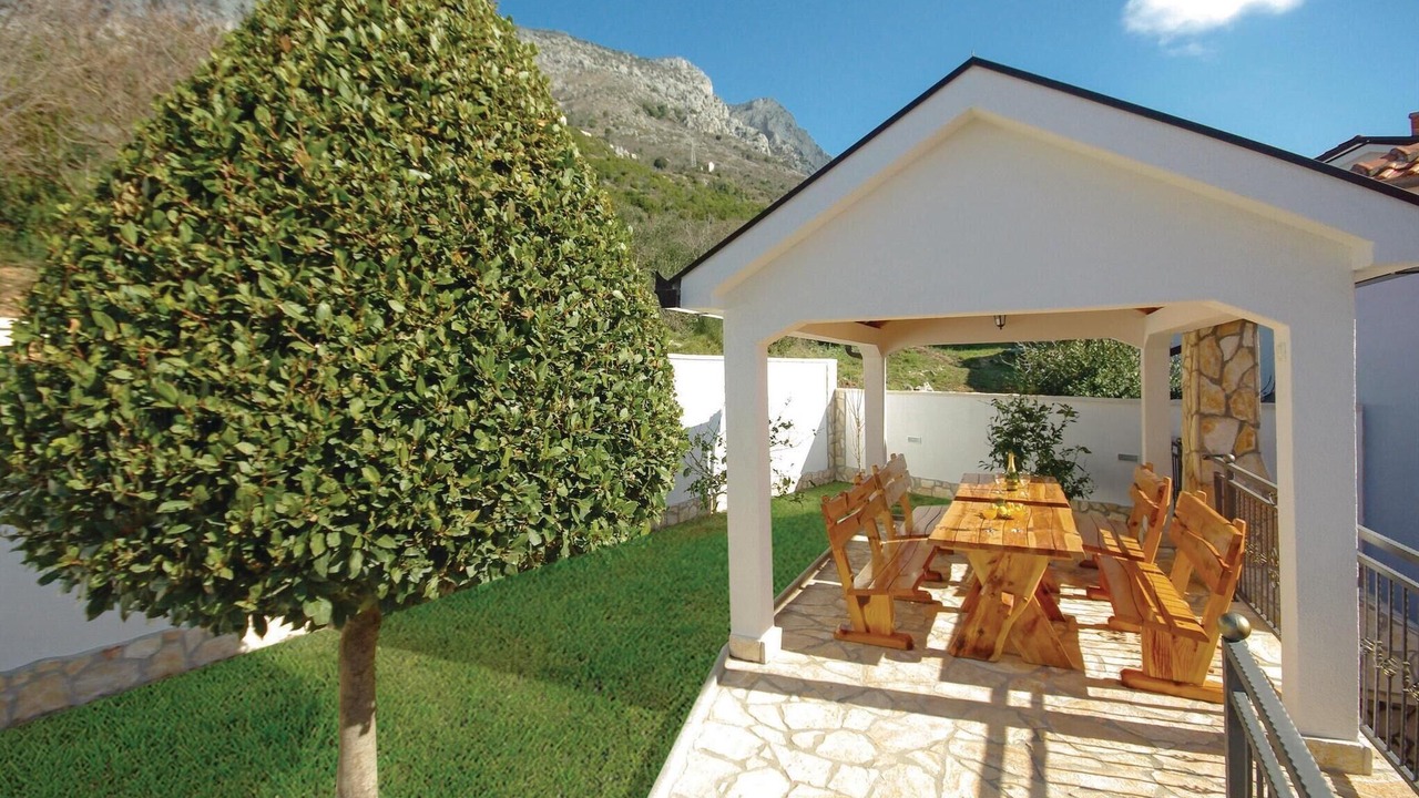 Photo of Outdoor in Podaca