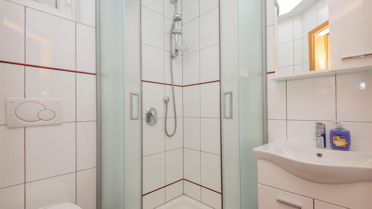 Photo of Bathroom in Podaca