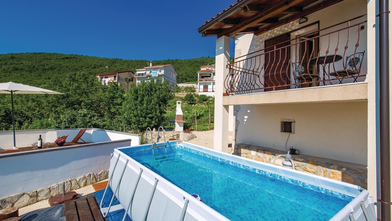 Photo of Outdoor in Martina