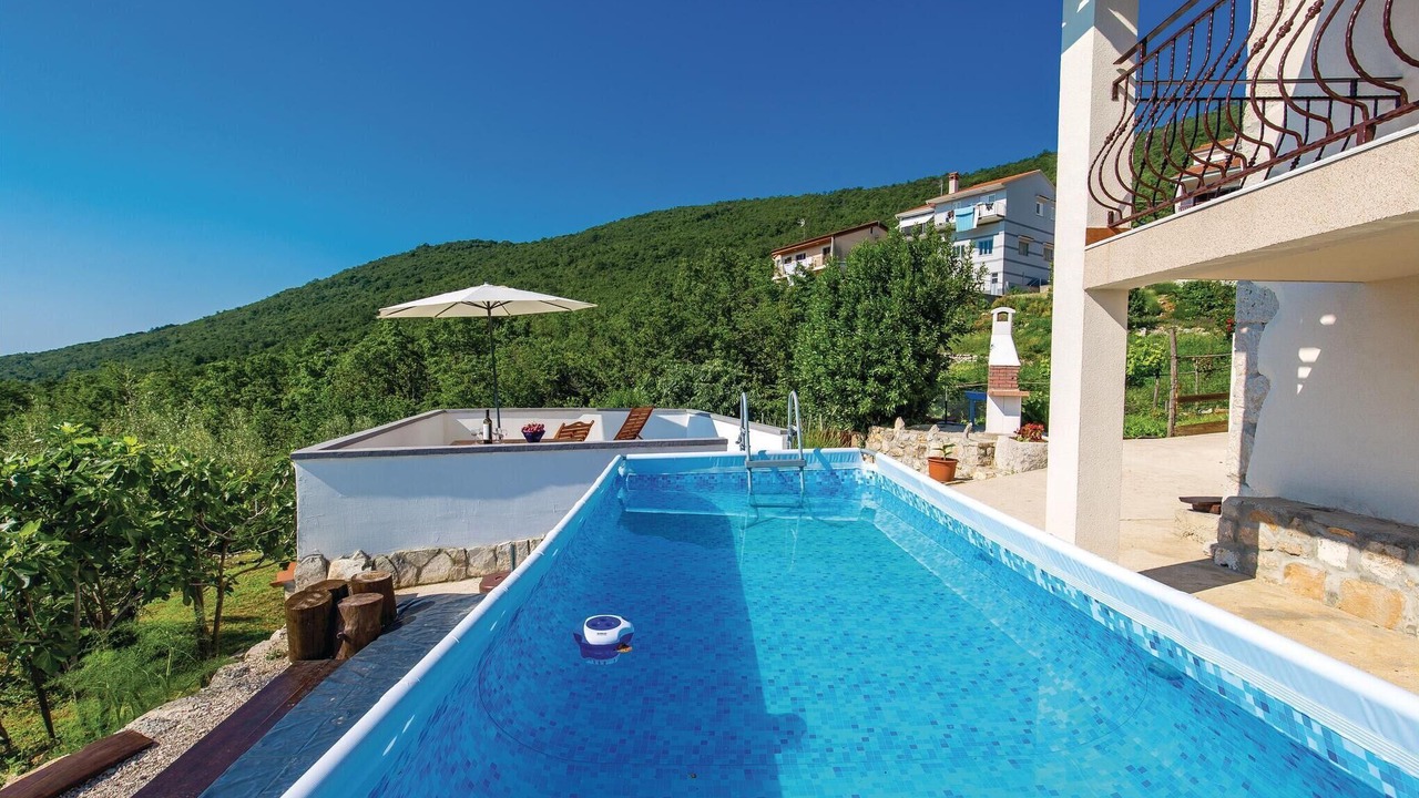 Photo of Outdoor in Martina