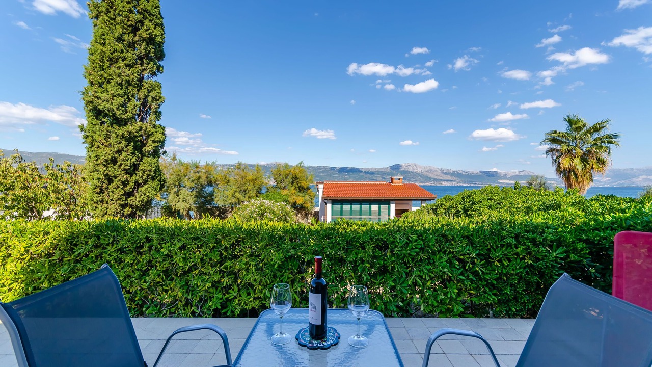 Photo of Outdoor in Slatine