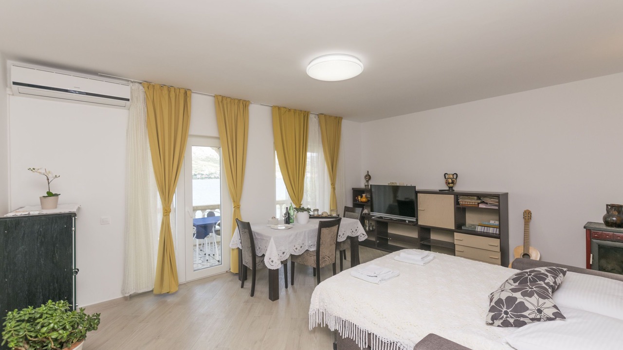 Photo of Bedroom in Pag