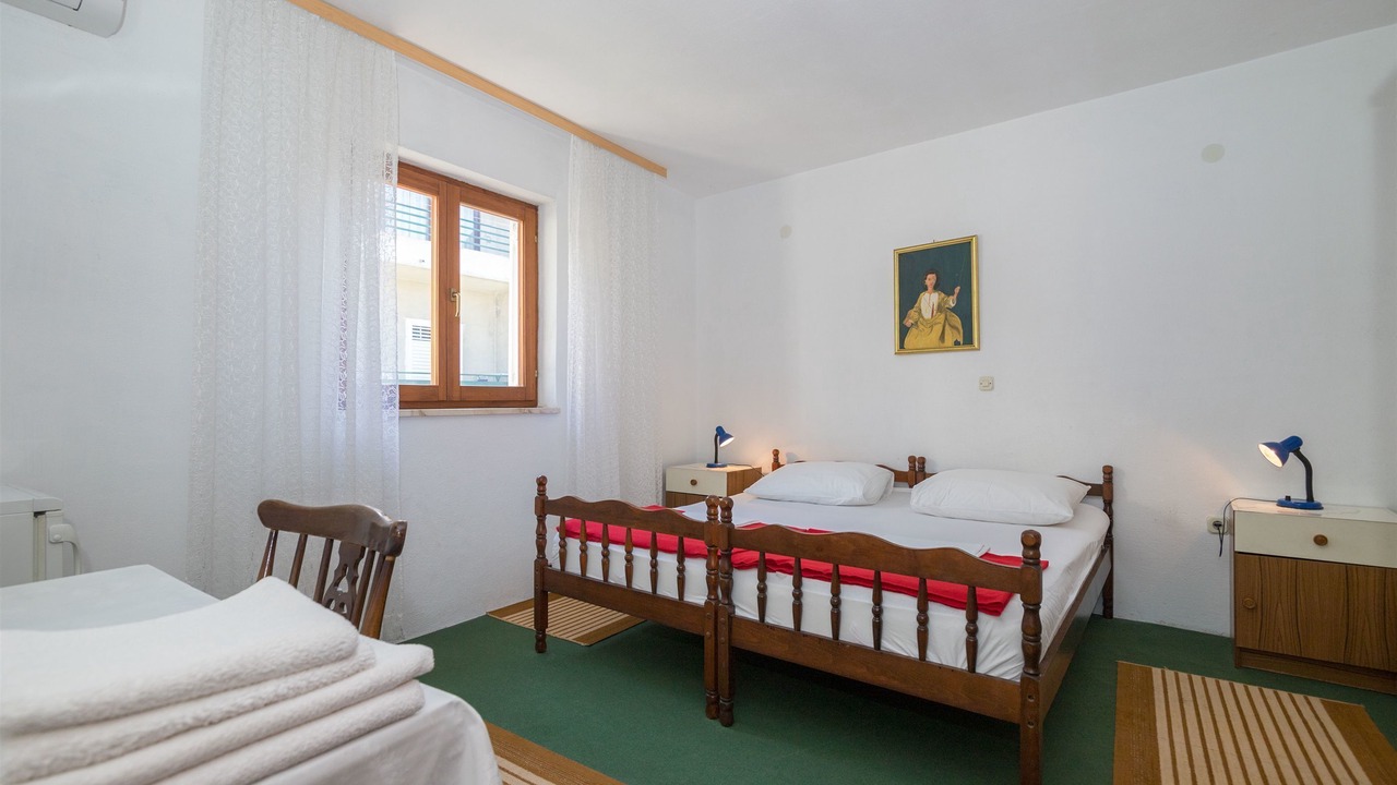 Photo of Bedroom in Makarska Old Town
