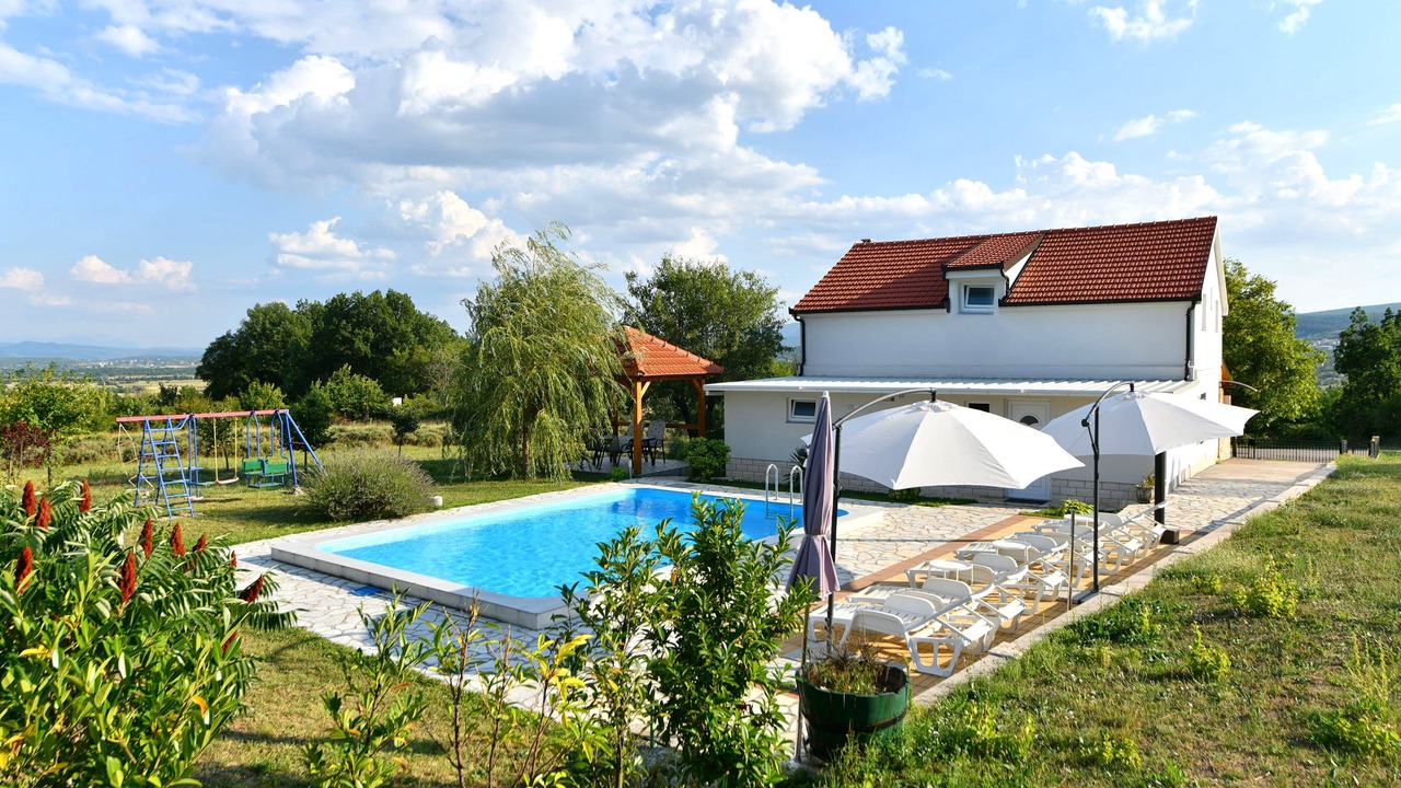Photo of Outdoor in Hrvace
