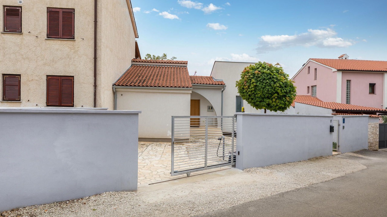 Photo of Outdoor in Stinjan