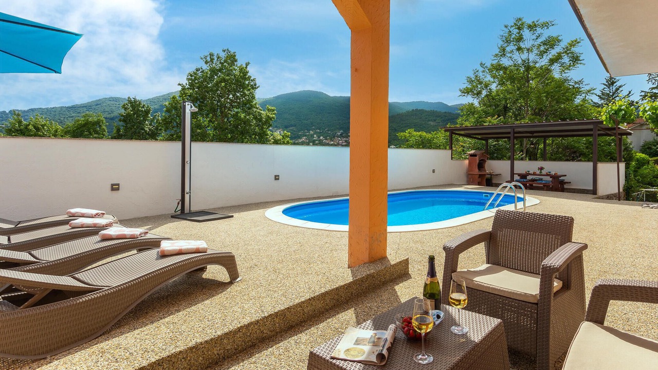 Photo of Outdoor in Sarsoni