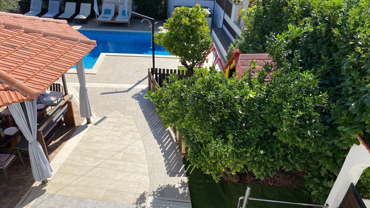 Photo of Outdoor in Okrug Gornji