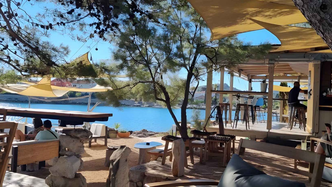 Photo of Outdoor in Muline