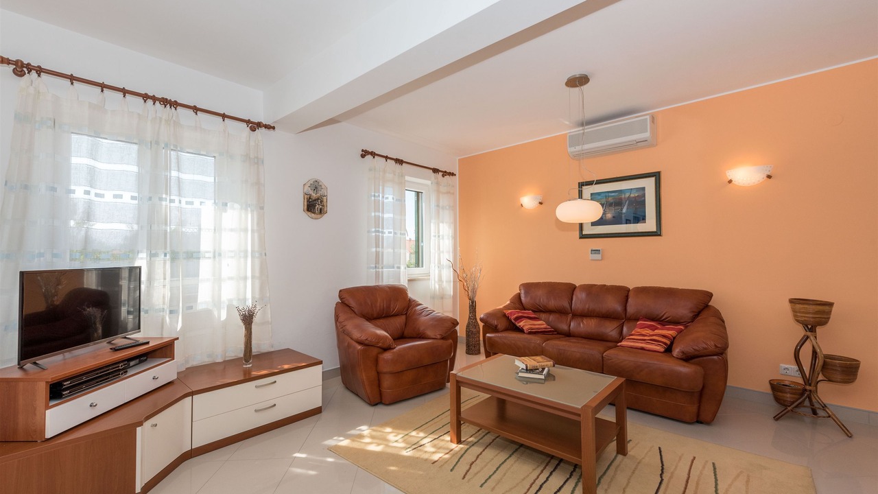 Photo of Livingroom in Betina