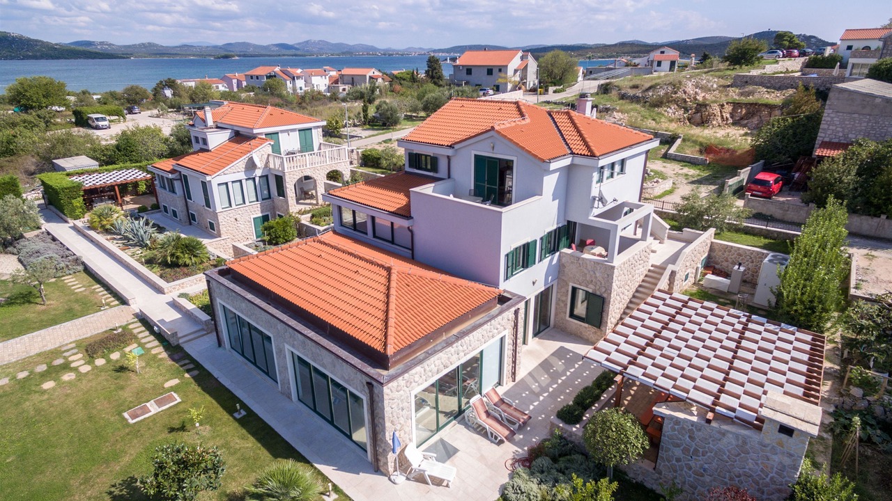 Photo of Outdoor in Betina